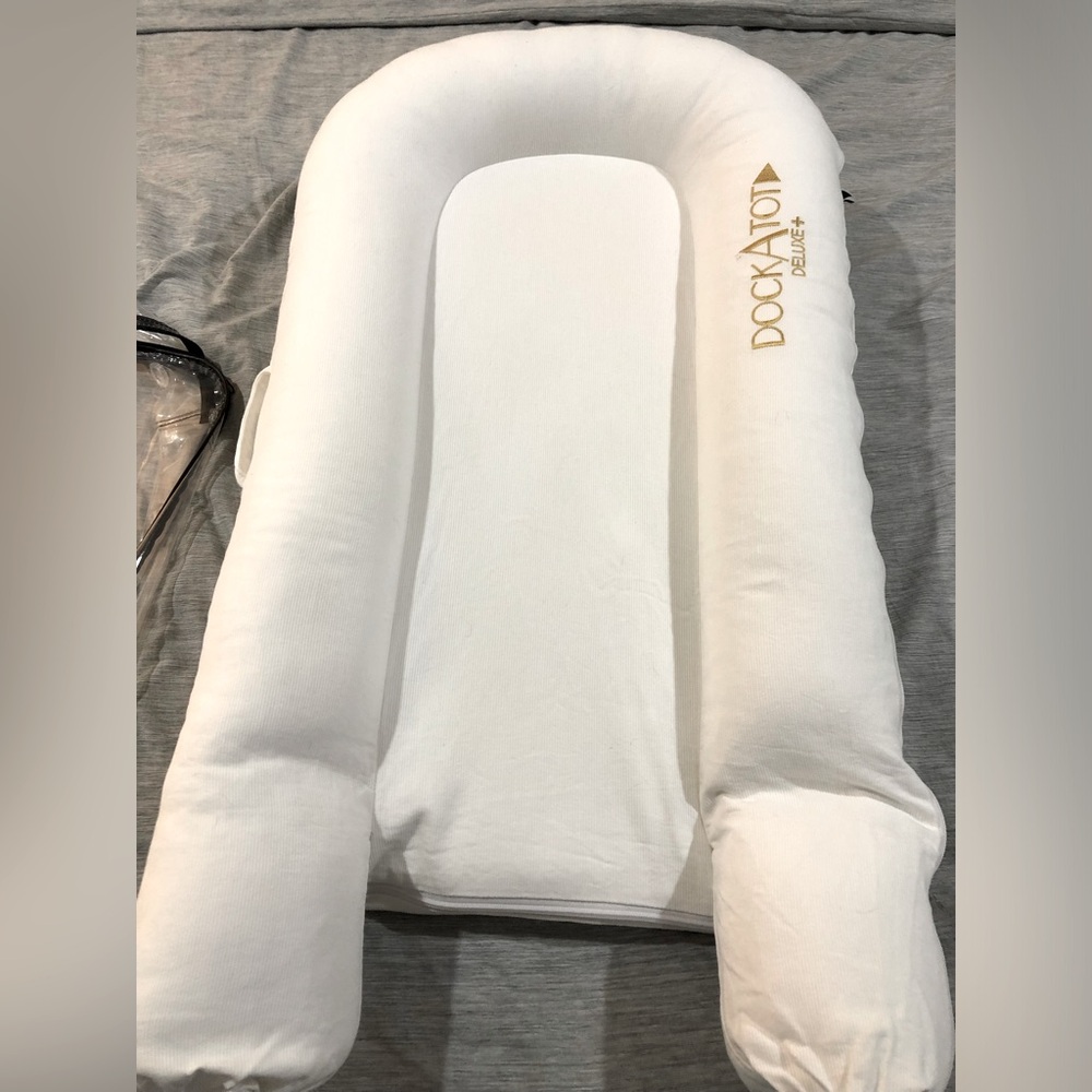 DockAtot Deluxe